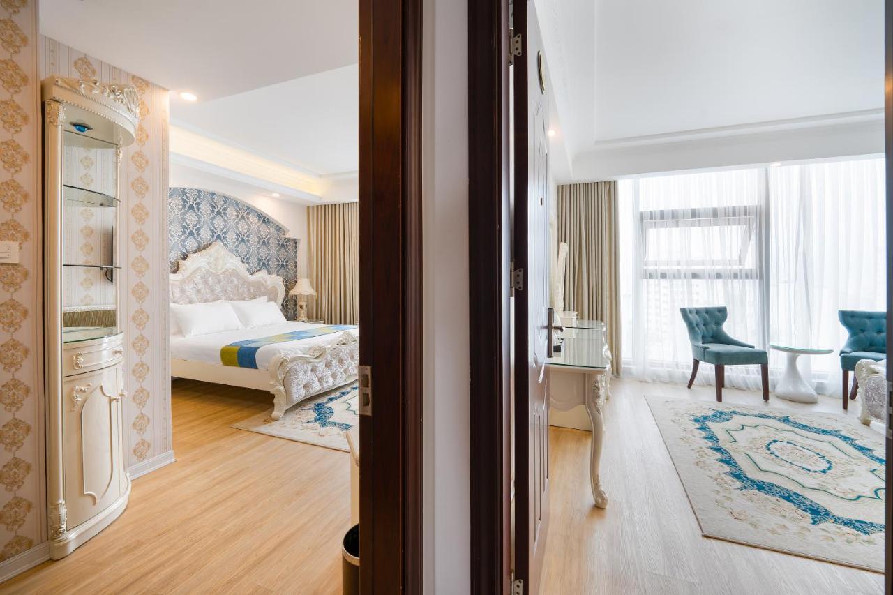 Royal Beach Hotel By Thg Da Nang Bagian luar foto