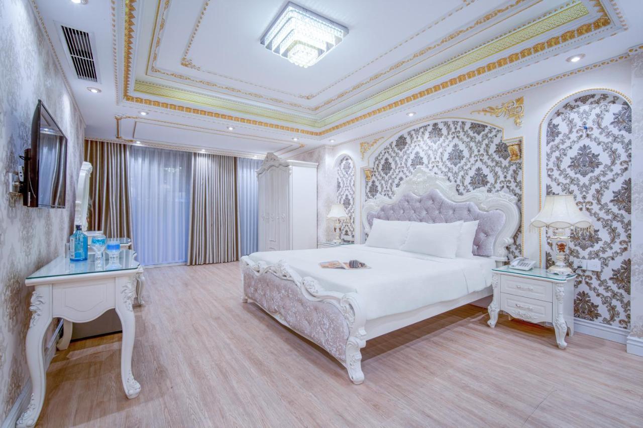 Royal Beach Hotel By Thg Da Nang Bagian luar foto