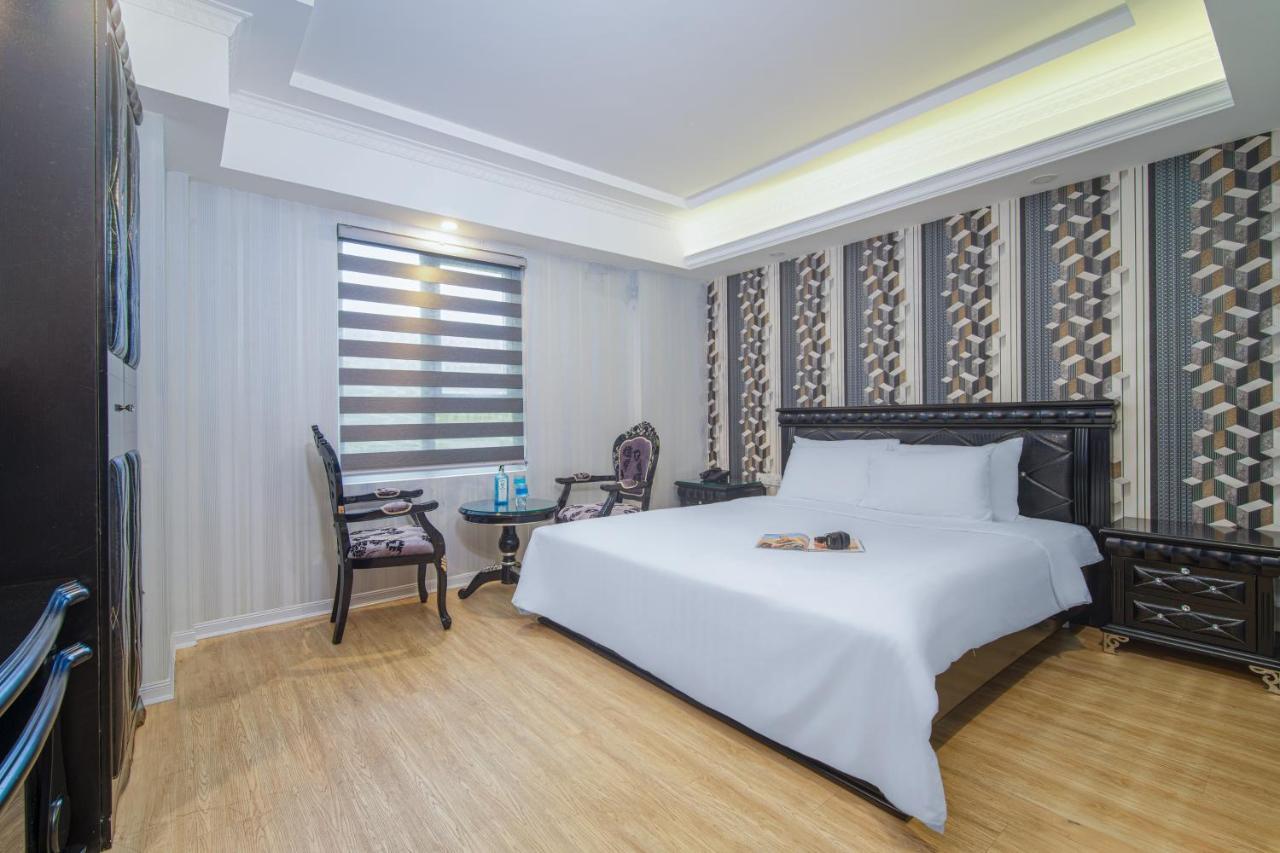 Royal Beach Hotel By Thg Da Nang Bagian luar foto