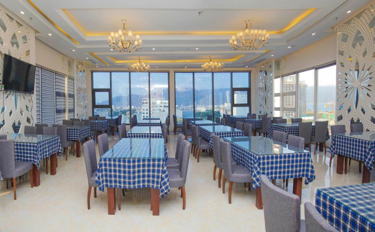 Royal Beach Hotel By Thg Da Nang Bagian luar foto