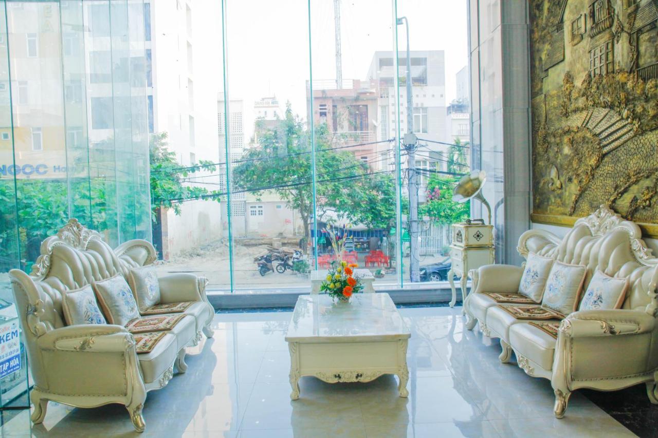 Royal Beach Hotel By Thg Da Nang Bagian luar foto